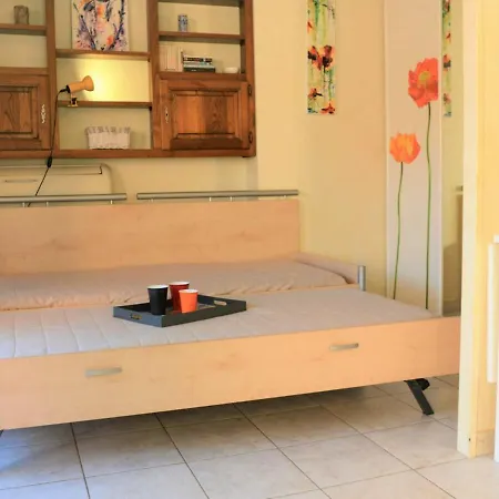 Le Lavandou, 1 Pièce, 4 Personnes - Fr-1-251-223 Appartement Le Lavandou