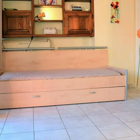 Au Lavandou Avec Terrasse Sud, Climatisation Et Garage - Fr-1-251-223 Apartment